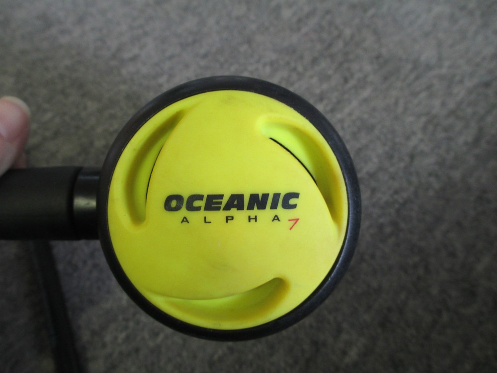Oceanic Alpha/Delta Octo, 2 Regulators, Gauge, Compass, Glo Dive Computer
