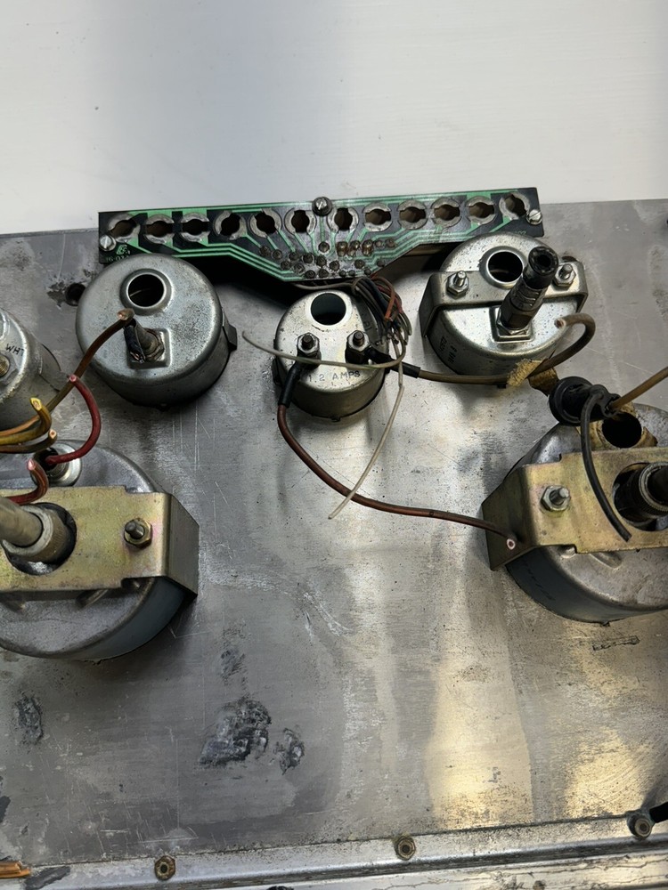 1981 Peterbilt 362 Cabover Instrumental Cluster Dash