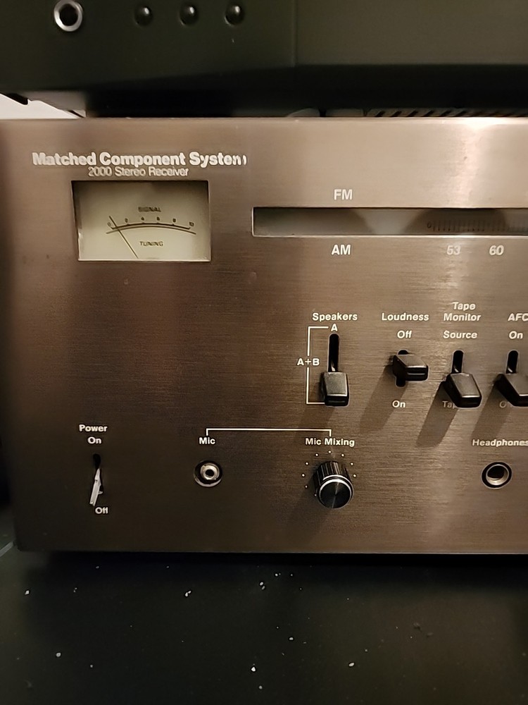 Panasonic MCS Series Matched Component System Belt Drive Turntable 683-2000