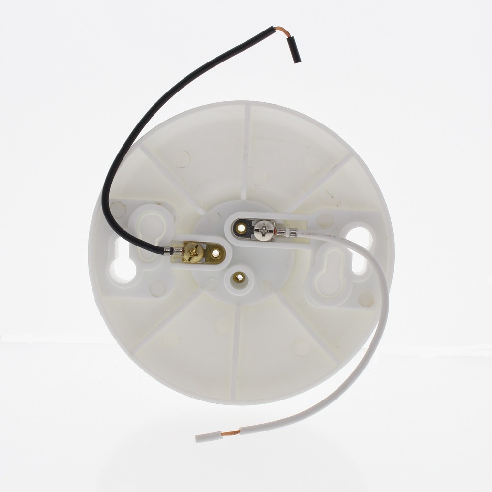 Cheetah White Keyless Plastic Ceiling Lampholder Medium Base CSKL10