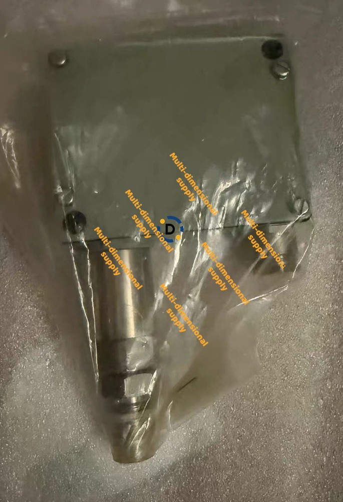 New 8202.76.2210 Pressure transmitter
