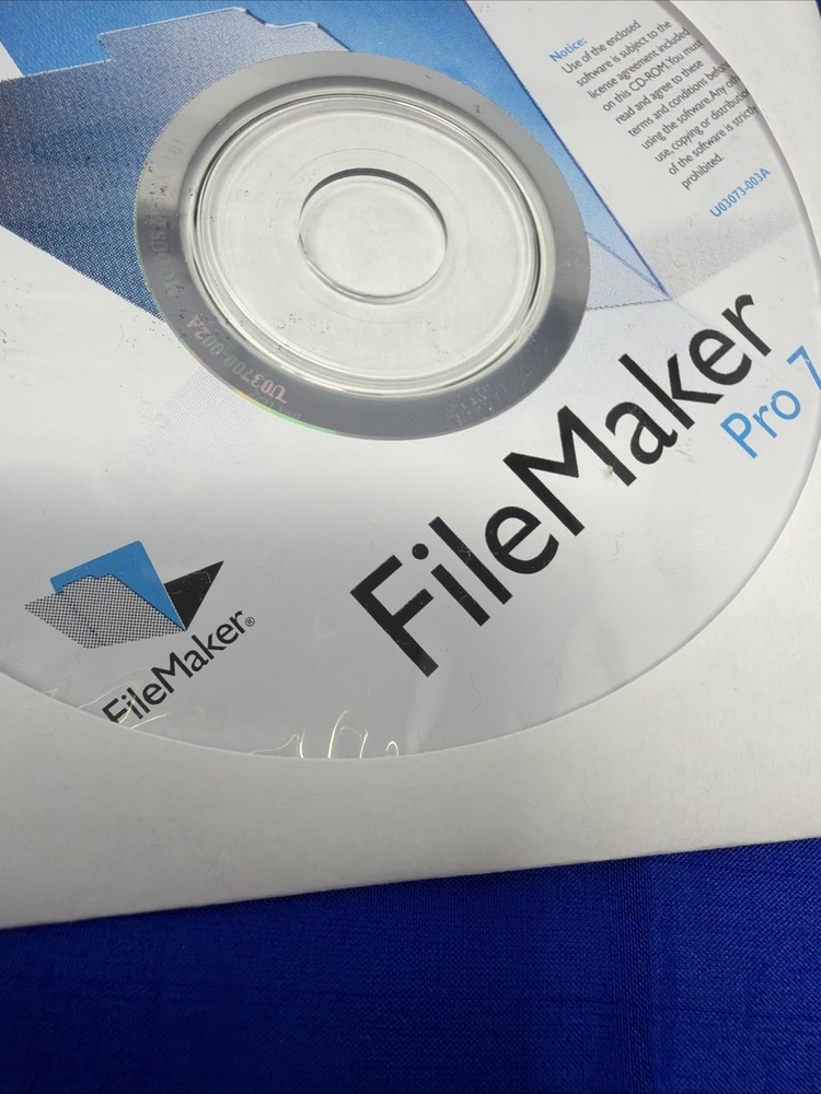 FileMaker Pro 7 Software for Mac CD-ROM Complete with Box & Manuals