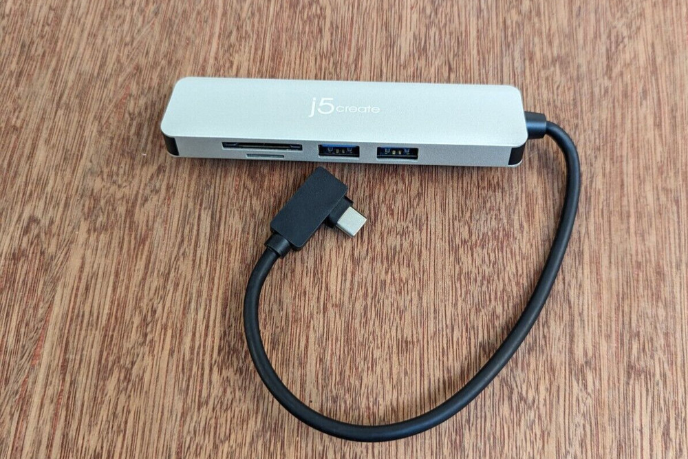 j5create JCD372 - USB-C Multi-Adapter for Surface Pro Guaranteed