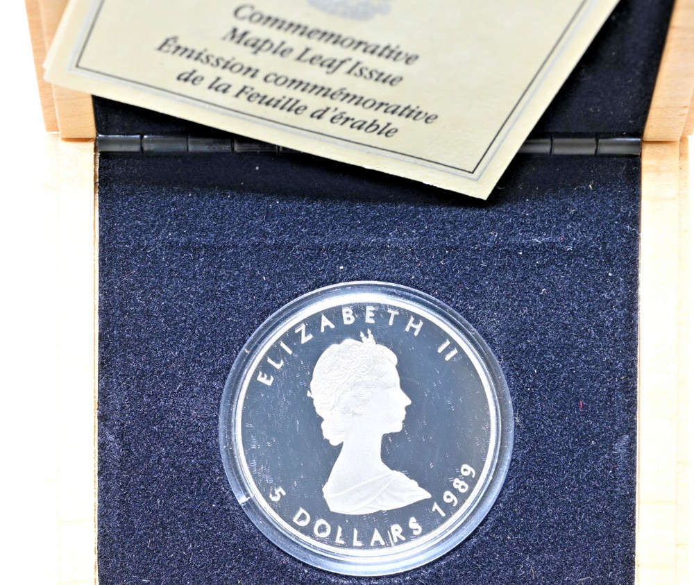 1989 $5 Commemorative Maple Leaf Issue - Pure Silver Coin 1 oz. Box & COA