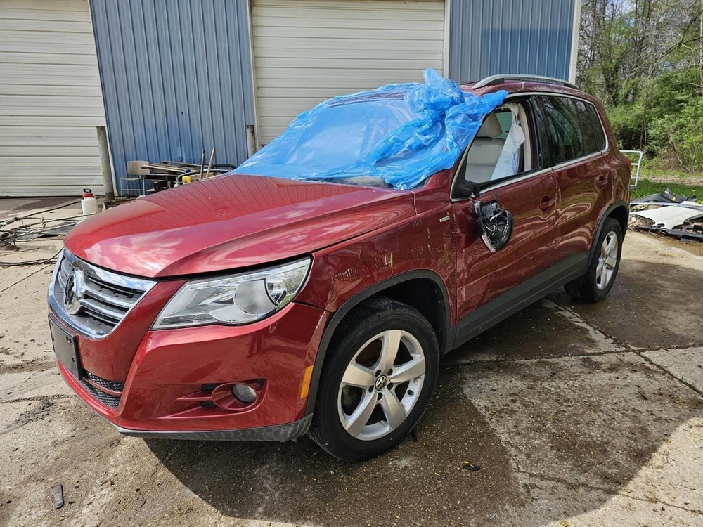 TIGUAN 2010 Headrest 2456034