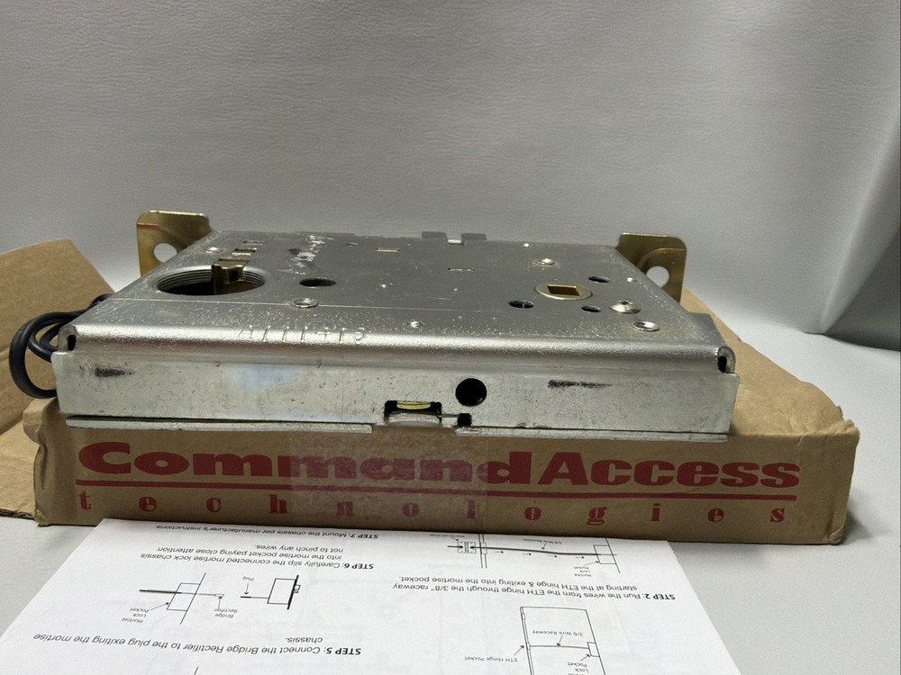 Command Access ML80 EU CH 24v RH Electrified Mortise SCH 72124 W Front Plate