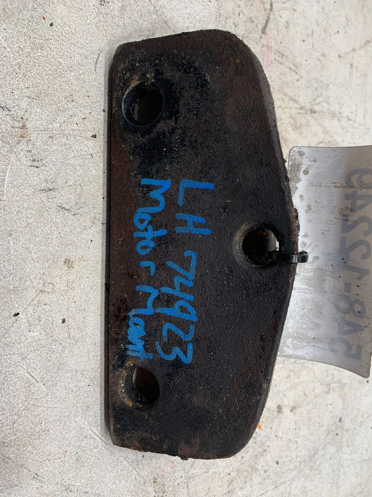 1998 Cummins N14 Celect Plus Engine Mount (548-12249)