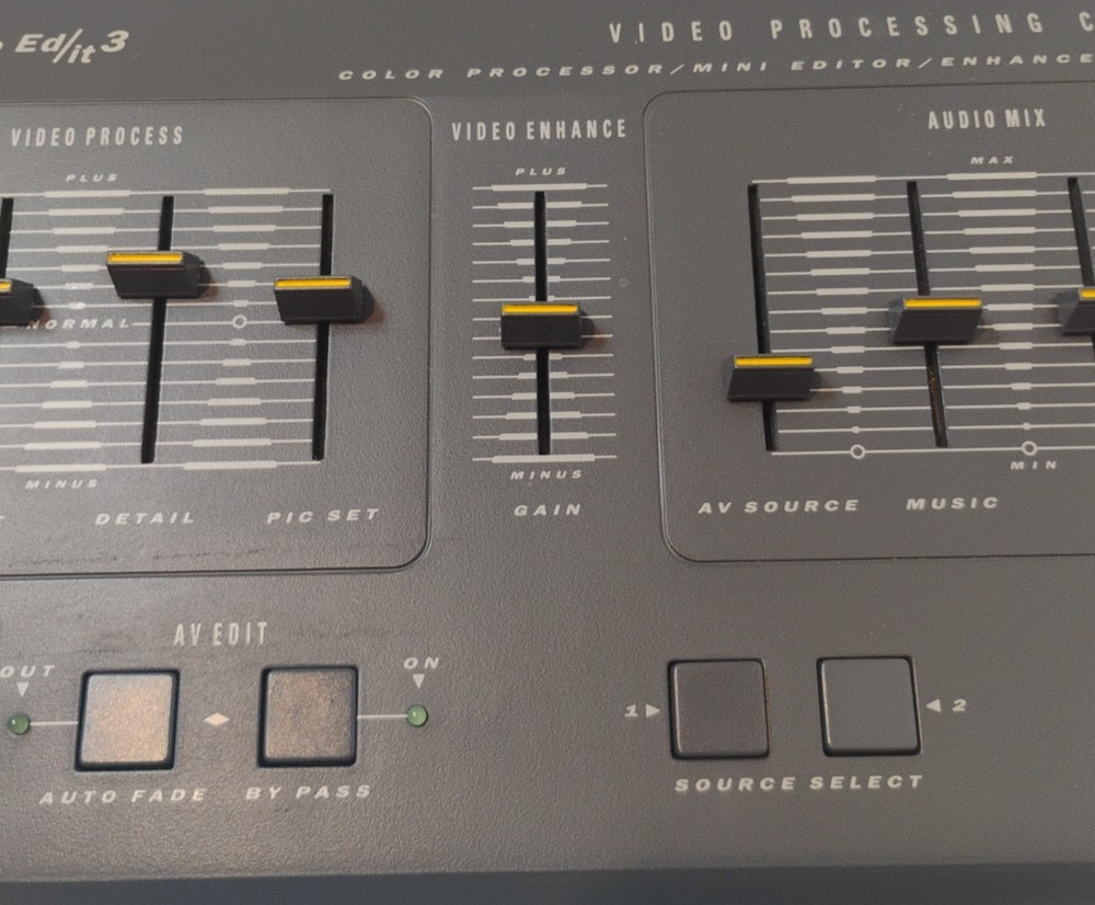1991 Pro Ed/it 3 Video Processing Center COMPLETE *Tested & Working*