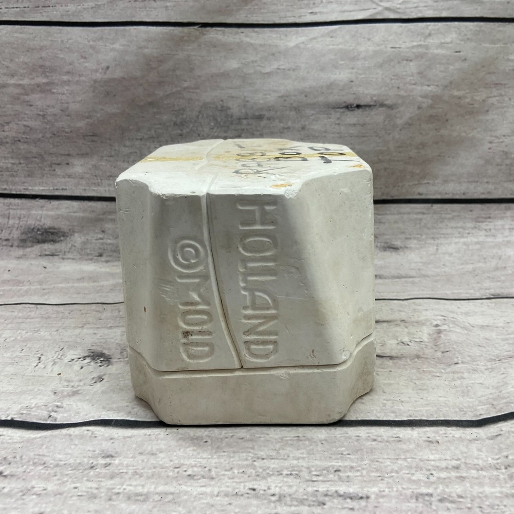 Holland Ceramic Casting Mold Rabbit Box Top #H-708