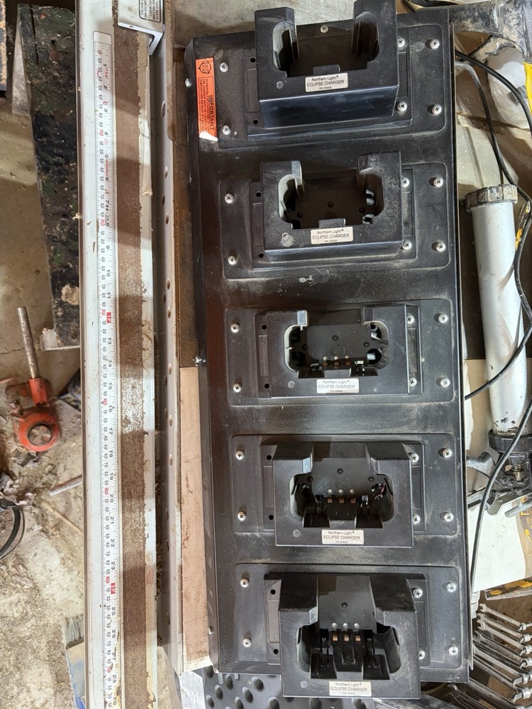 Northern Lights Eclipse LED Light Charger