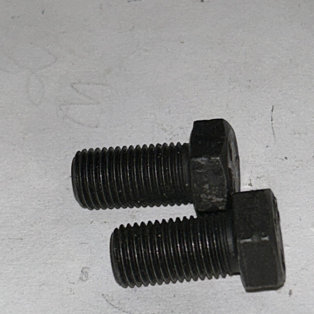 1042 Hex Bolt