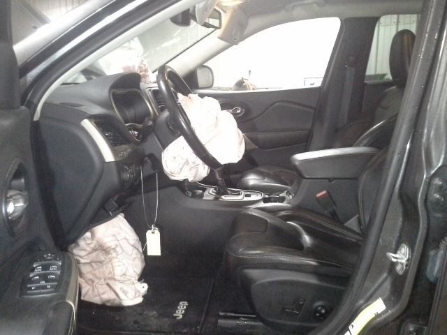 2018 Jeep Cherokee Driver Front Headrest Only Black Leather
