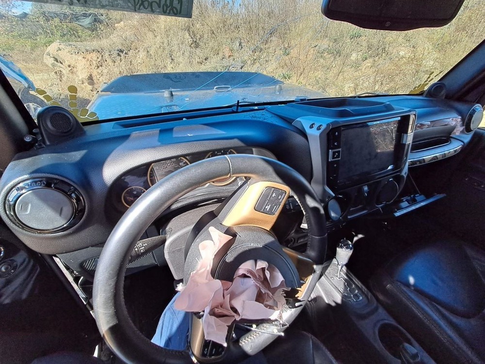 TJ 2014 Glove Box 4861711