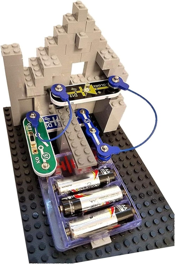 Snap Circuits Bric Structures 130 Piece Building Electronics Kit for Kids 8+