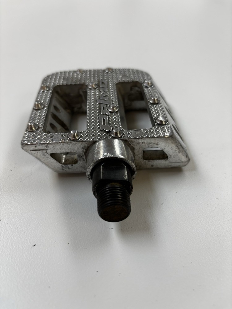 Pr1mo Gen 1 Pedals 9/16” HTF N ICE