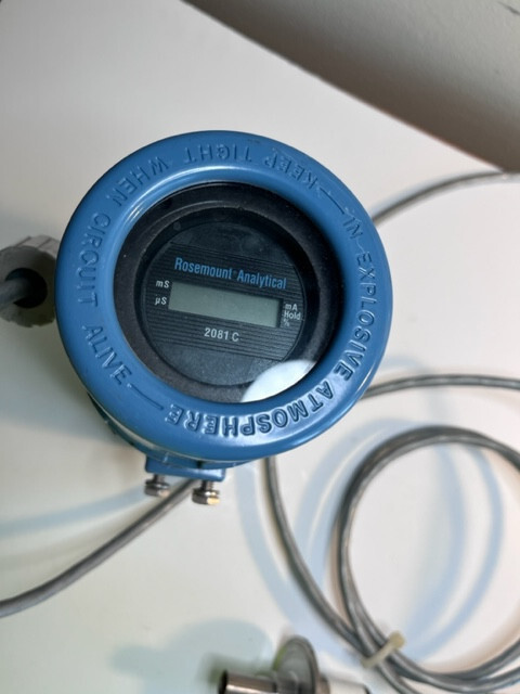 Rosemount Analytical Transmitter 2081C With 403-12-21-54 Conductivity Sensor