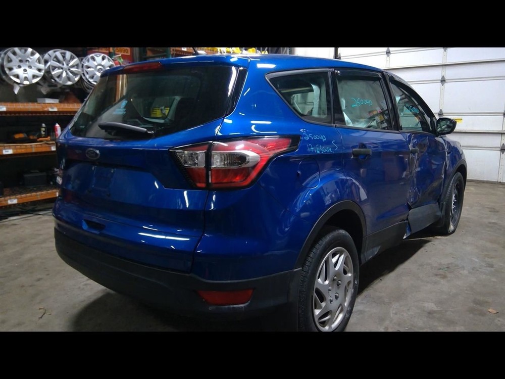 Fuse Box Engine Fits 17 ESCAPE 1529122
