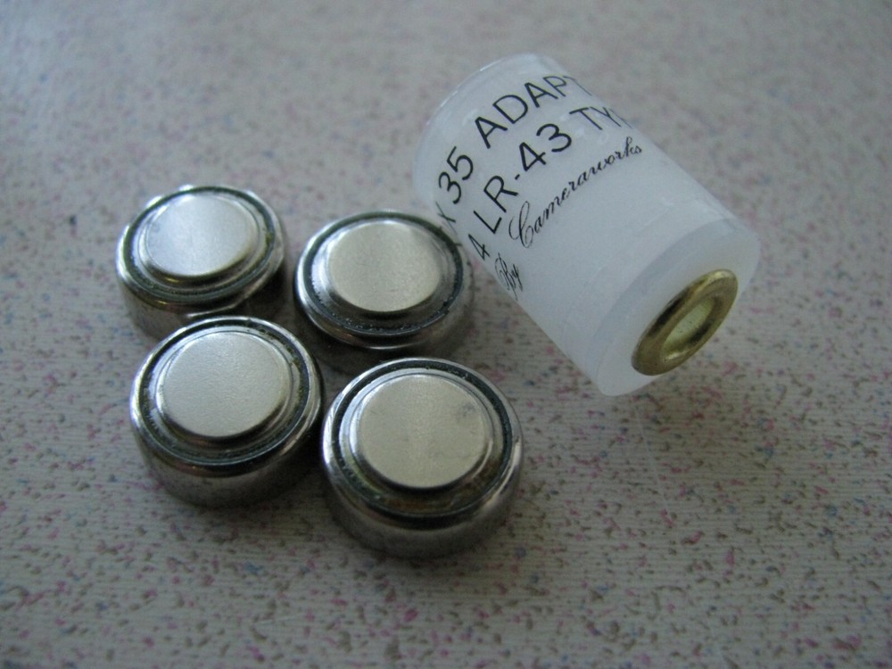 Minox 35 mm Battery Adapter