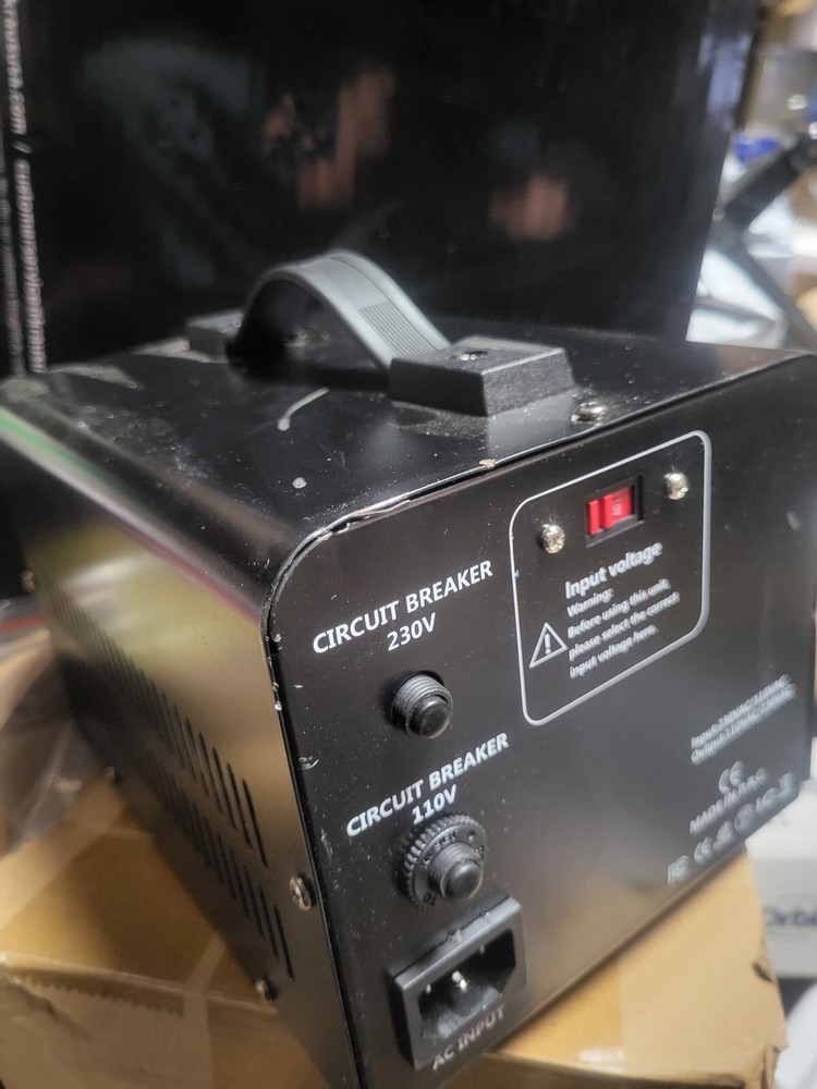 Lvyuan VTUS-1000 Step Up & Down Voltage Transformer