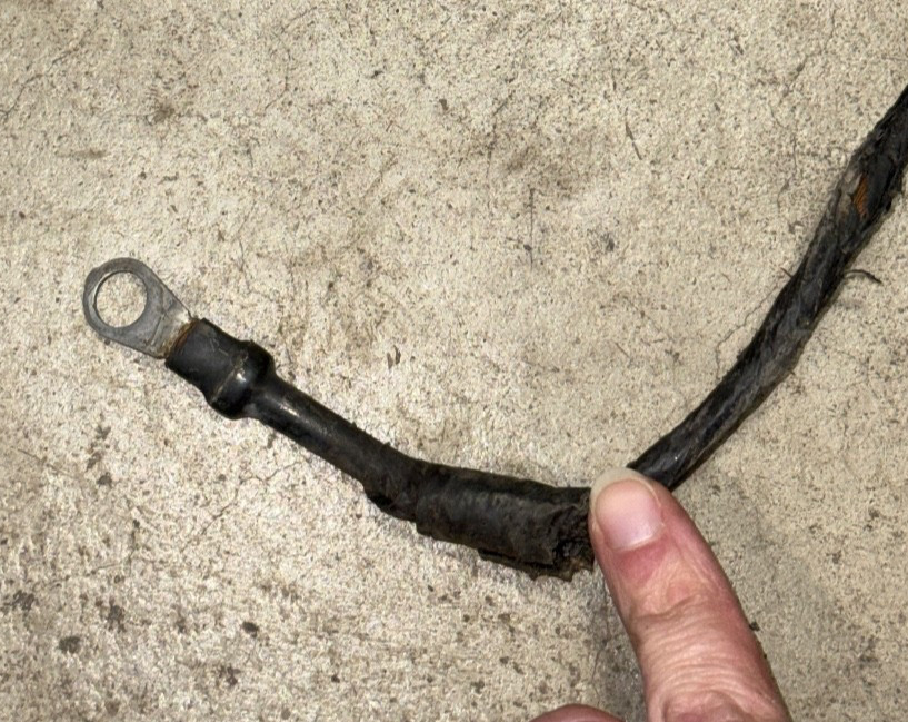 Engine Wiring Harness 5143253AA