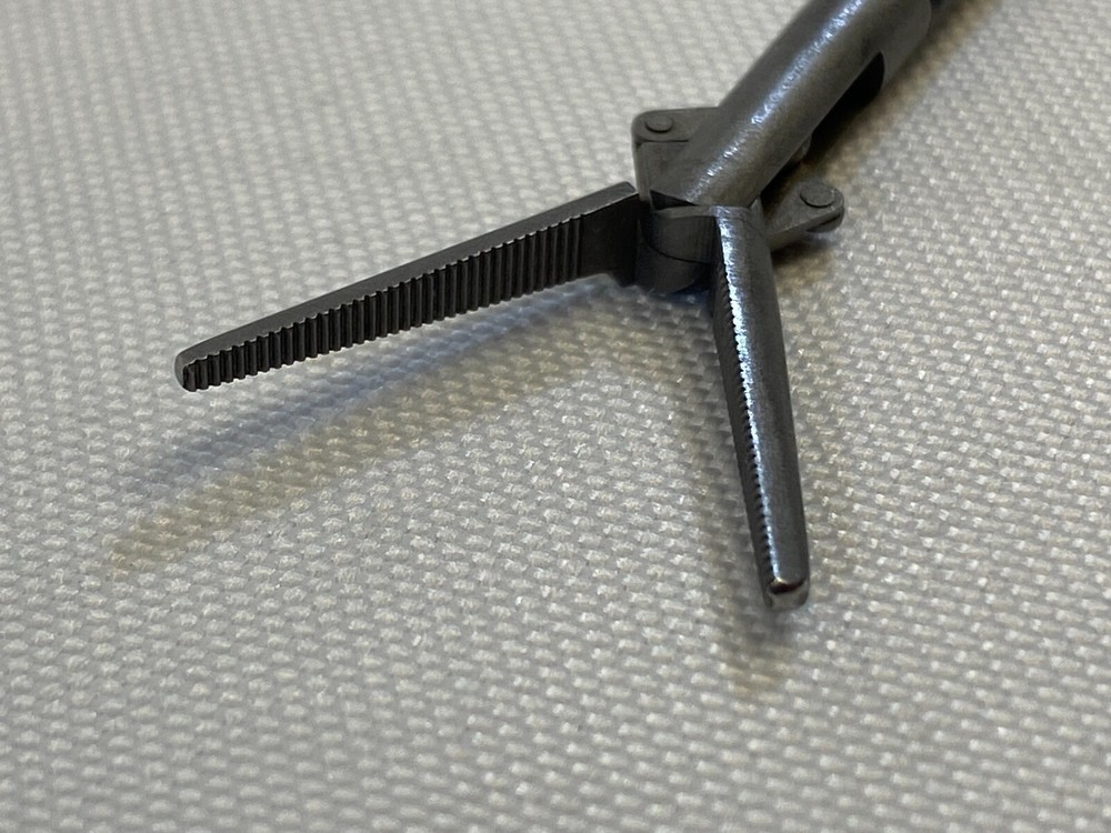 Weck 116730 Crile Straight Grasping Forceps