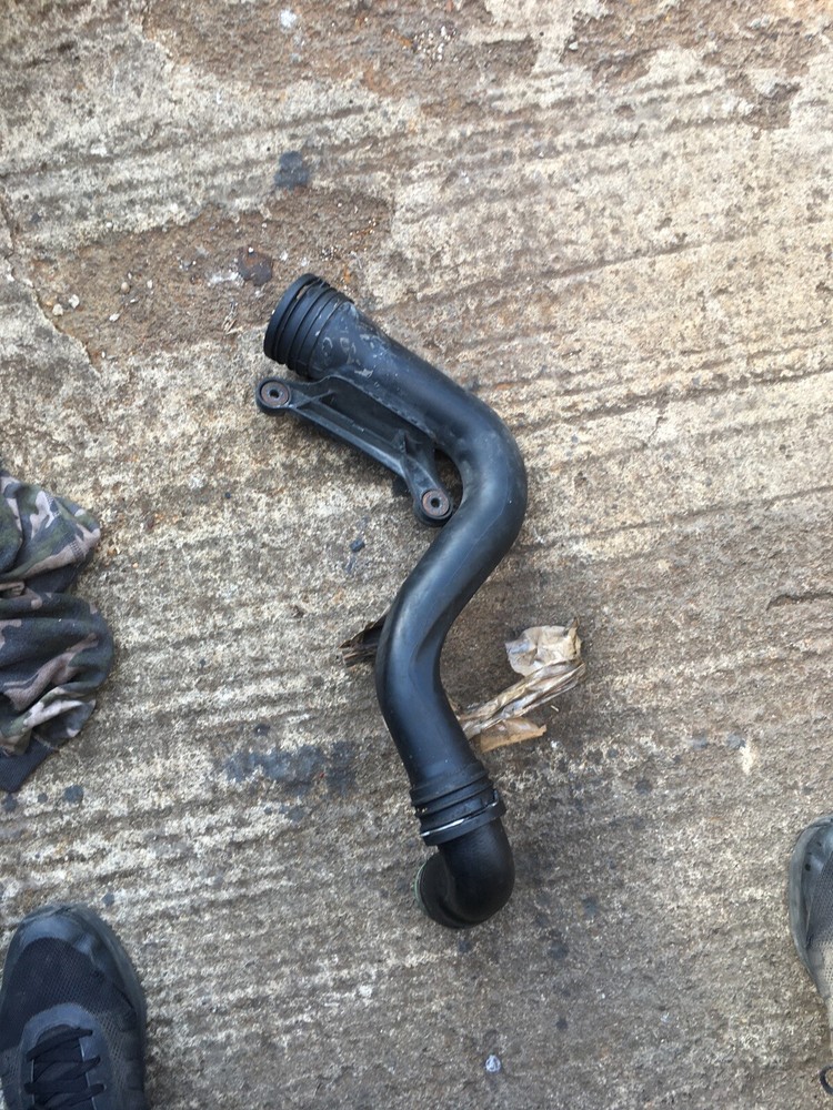 VW Audi intercooler pipe Box #64 1K0145762 Original