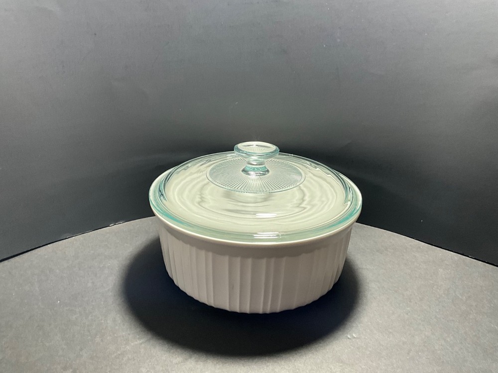 CorningWare French White 6pc Bakeware Set Casserole Dishes Lids Stackable