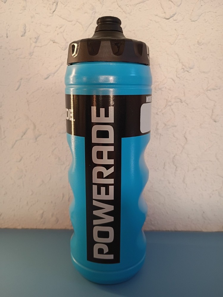 Powerade 24oz Flow Lid Squeeze Bottles