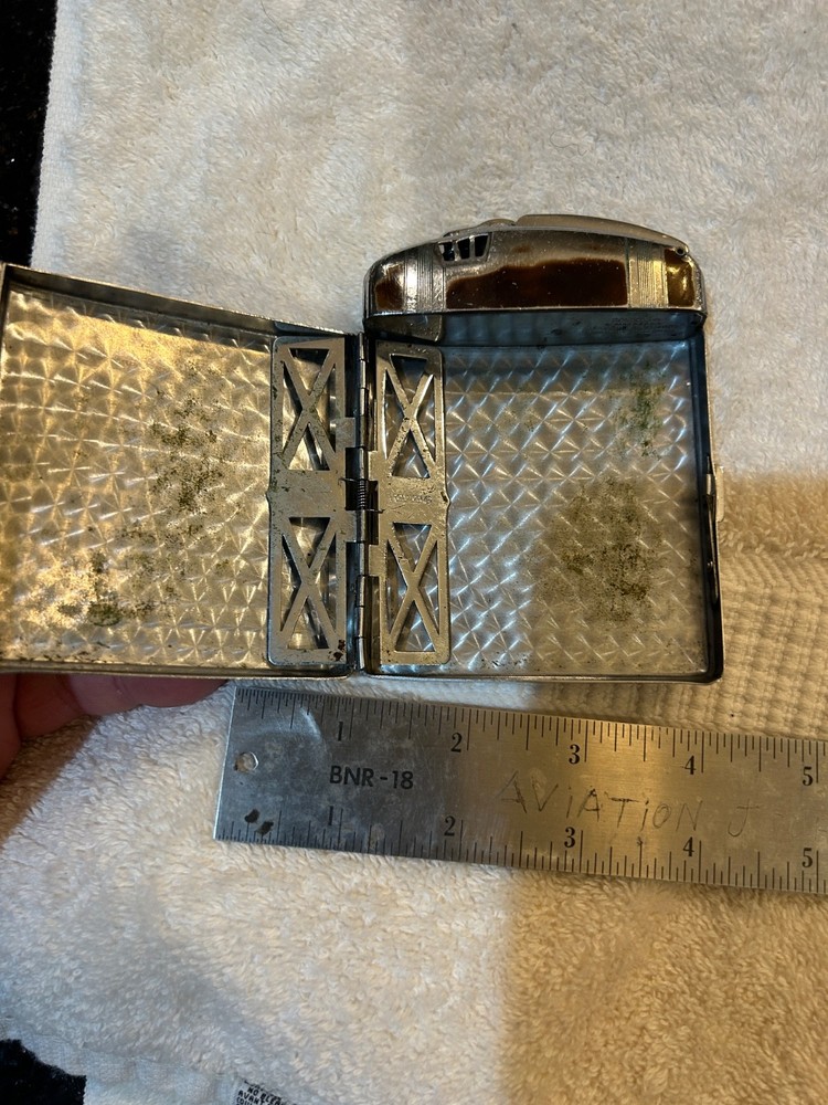 Vintage Ronson Cigarette Lighter