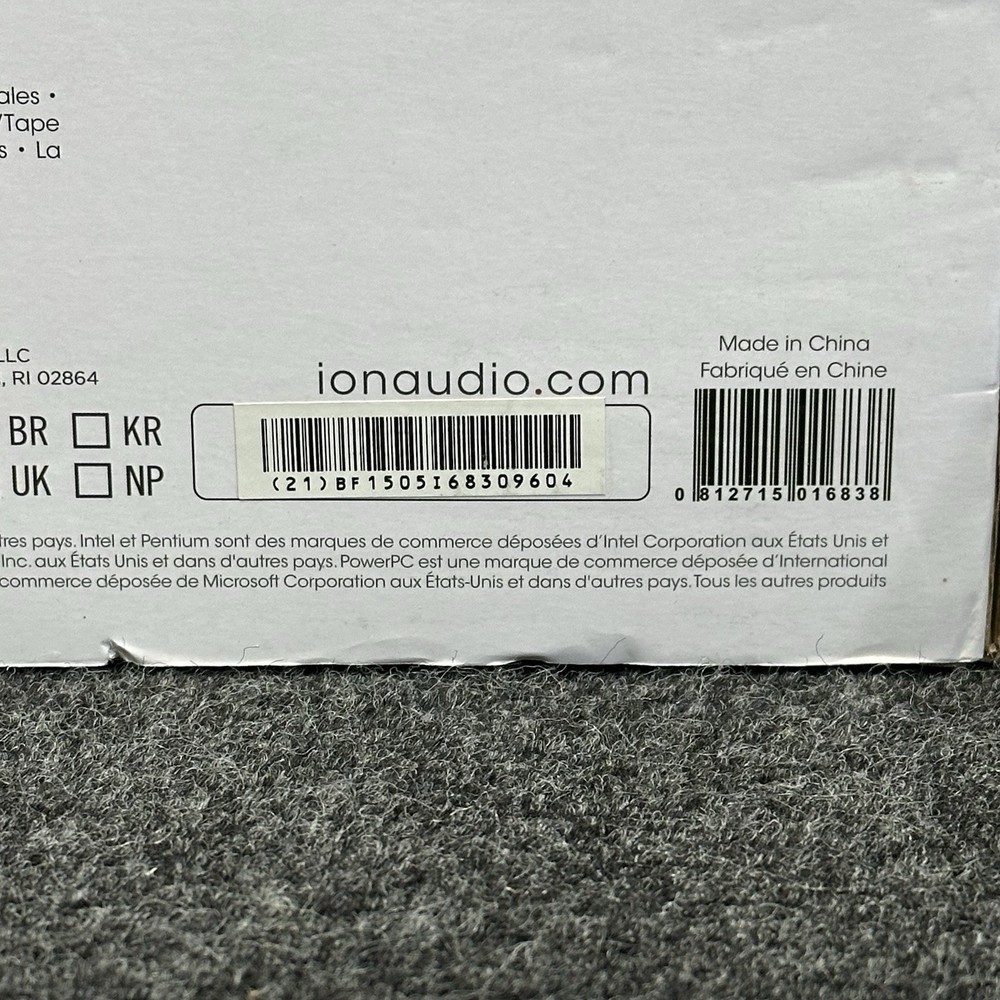 ION Classic LP Mac & PC USB Conversion Turntable Digital Music Record Player