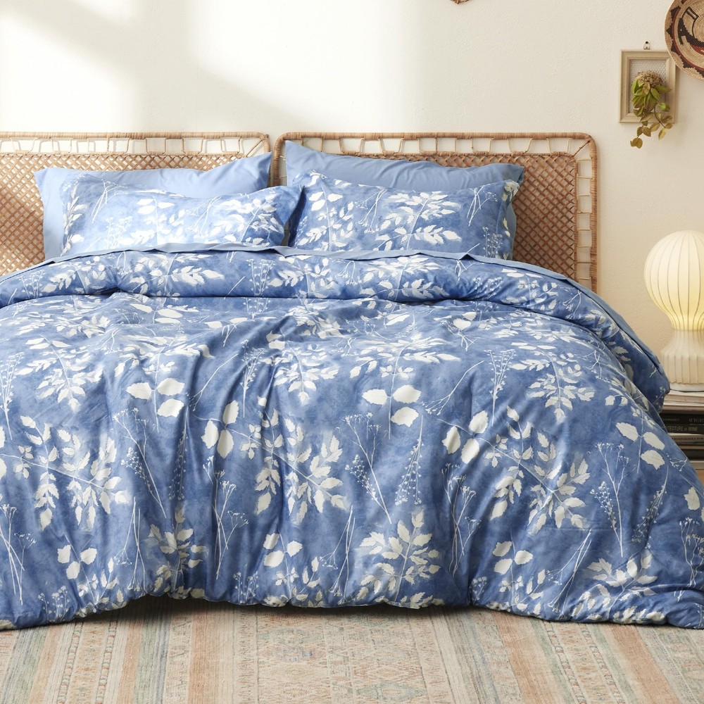 Bedsure King Comforter Set 7 Piece Floral Blue