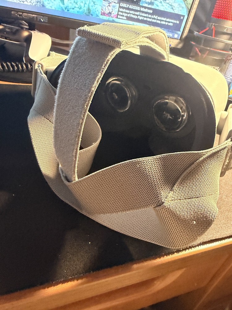 Oculus Go Standalone Virtual Reality Headset Main unit ONLY