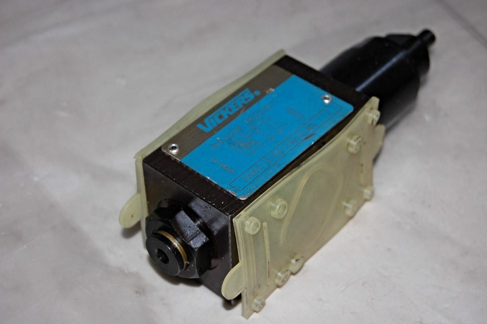 Vickers DGMX1-3-PB-YM-B-40 Pressure Reducing Valve
