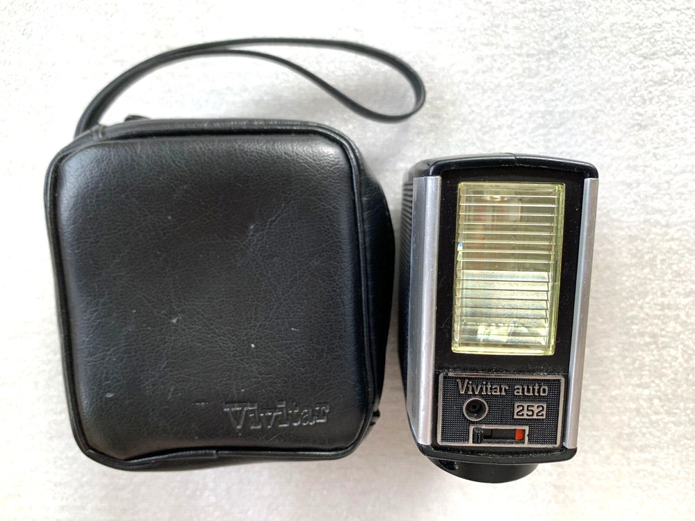 Vivitar Auto 252 Vintage Camera Flash Unit -Tested/working