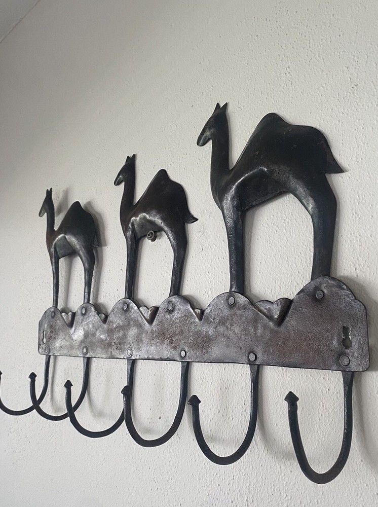 Metal Camel Coat hanger