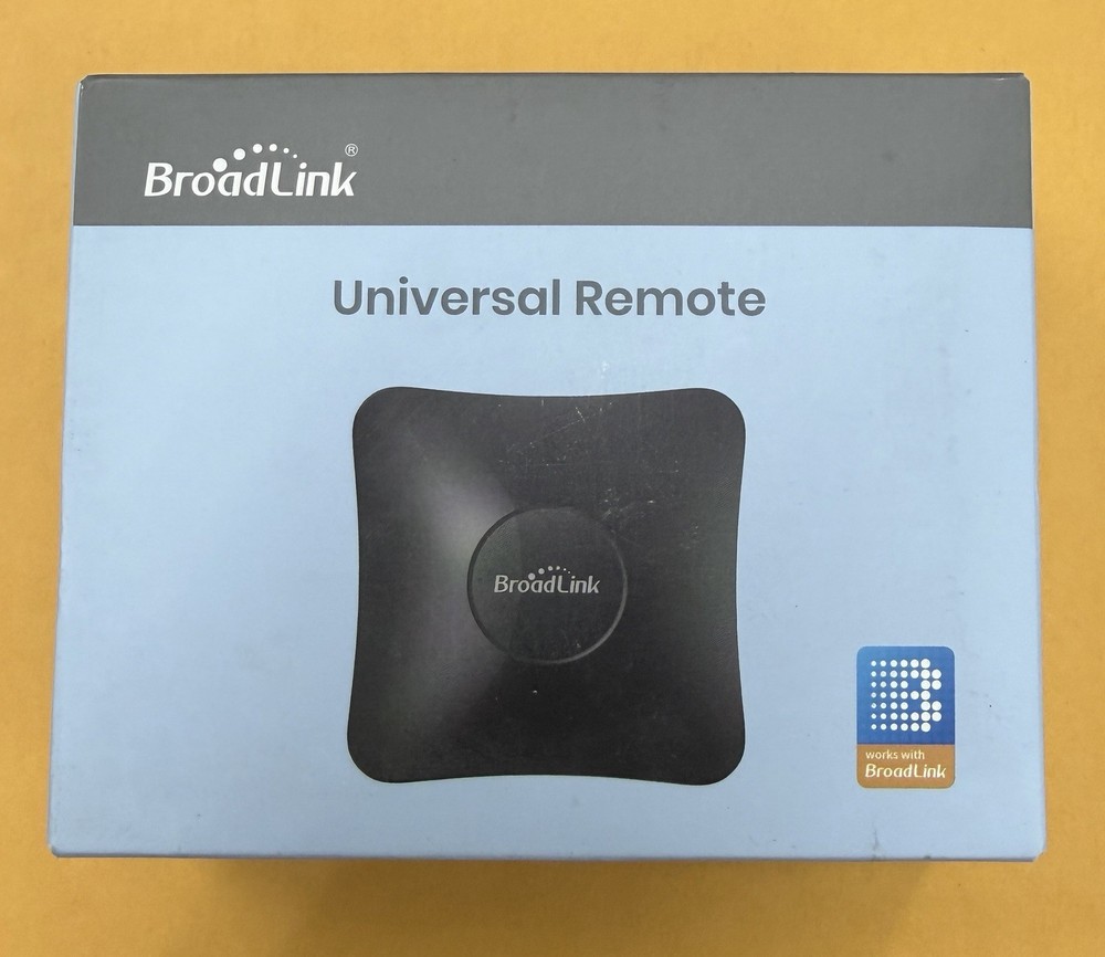 Broadlink RM4 Pro Universal Remote