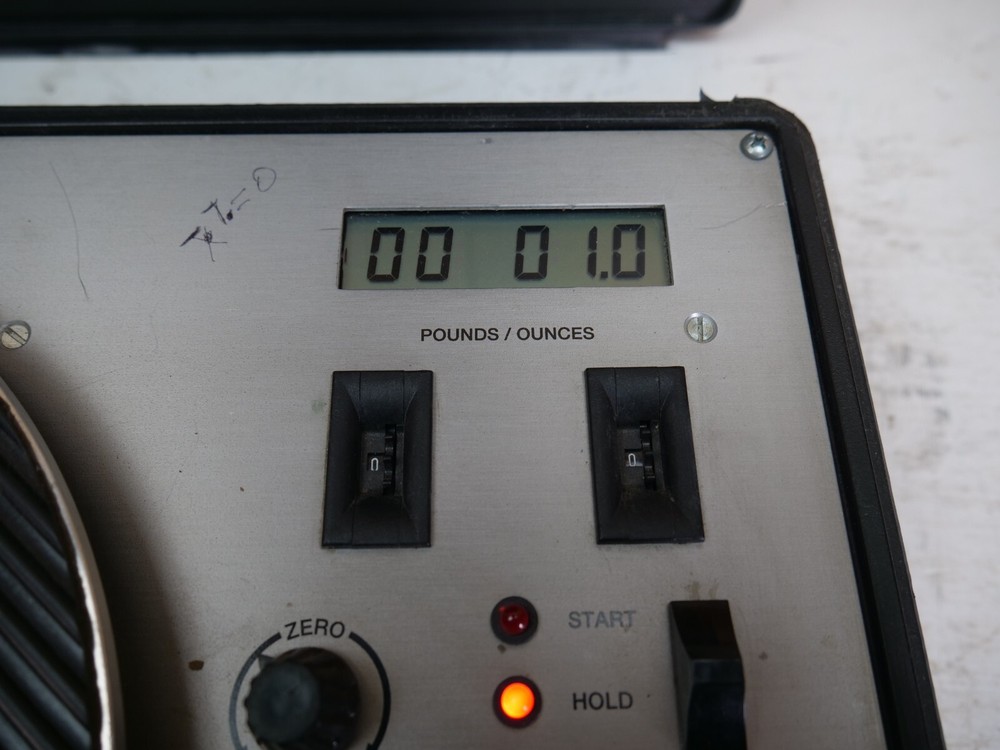 HITECH HI 900 ELECTRONIC REFRIGERANT CHARGING METER