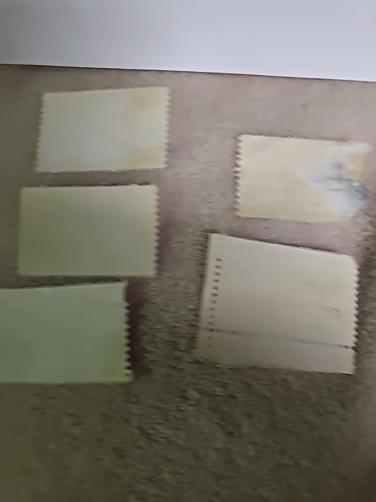 FOUR PROFESSIONAL BASEBALL STAMPS ( ENVELOPE AI)