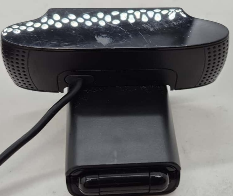 Logitech HD VU0028 USB Wired Webcam - Webcam Only