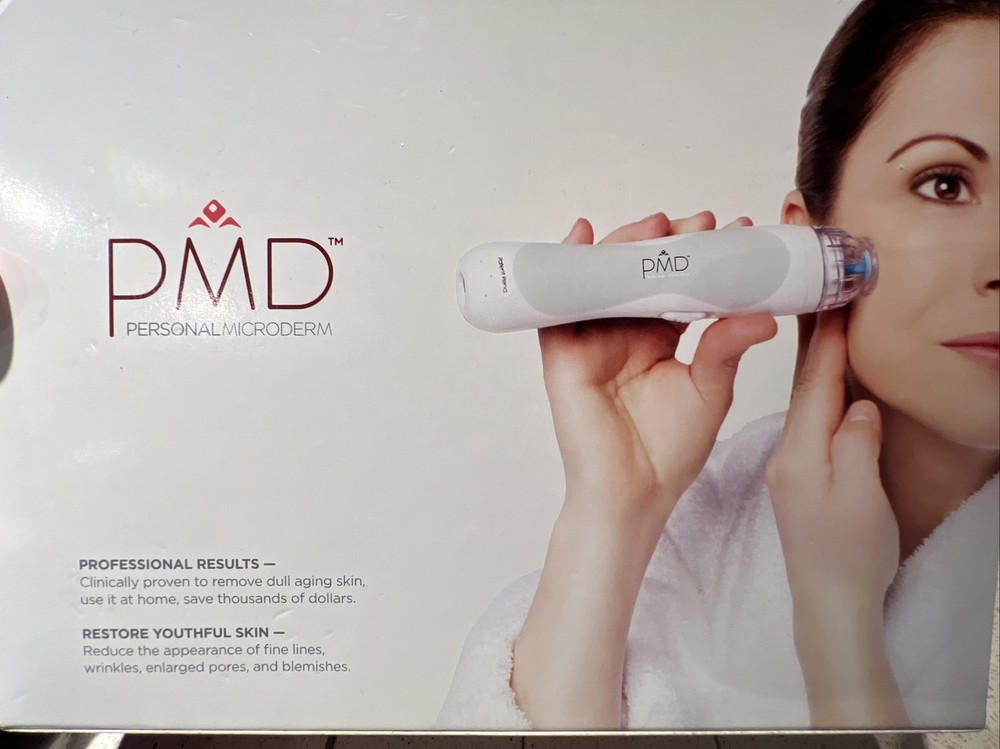 PMD Personal Microderm Microdermabrasion Machine with Kit
