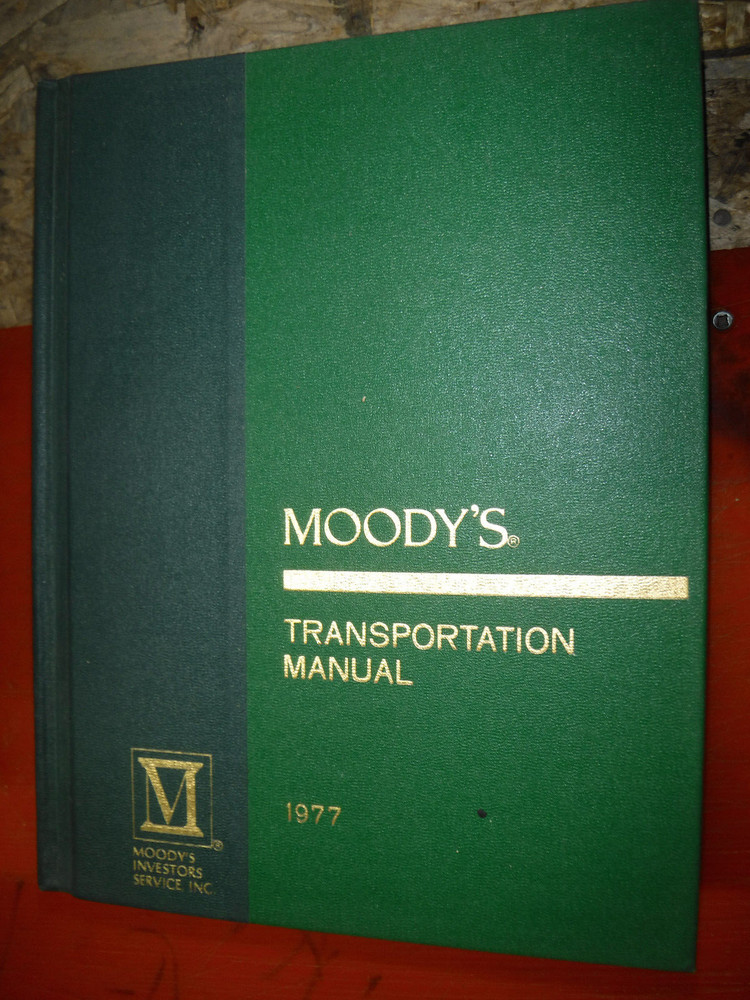 1977 MOODY'S TRANSPORTATION MANUAL WITHDRAWN LIBRARY BOOK