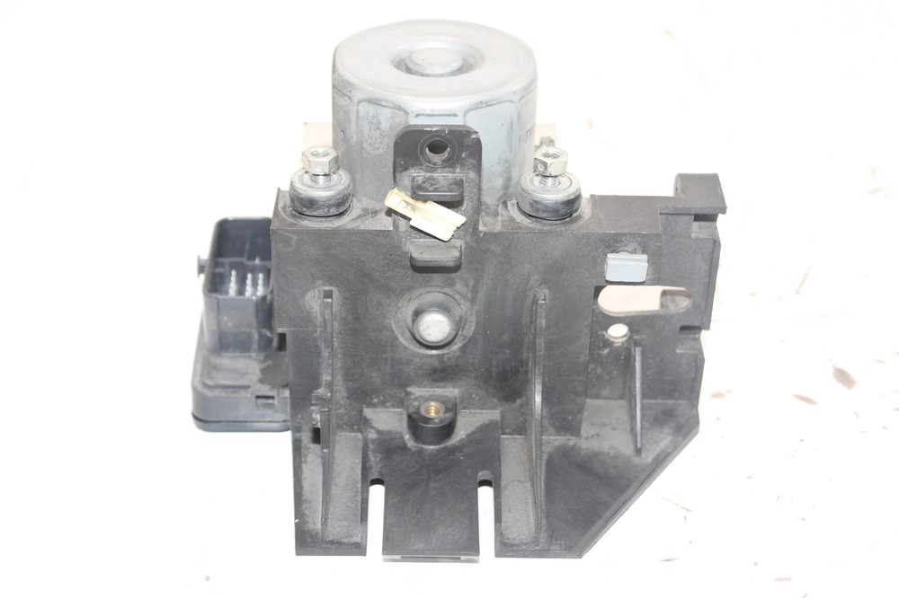 2016 Harley Ultra Limited FLHTK ABS Brake Pump Module Control Unit Box