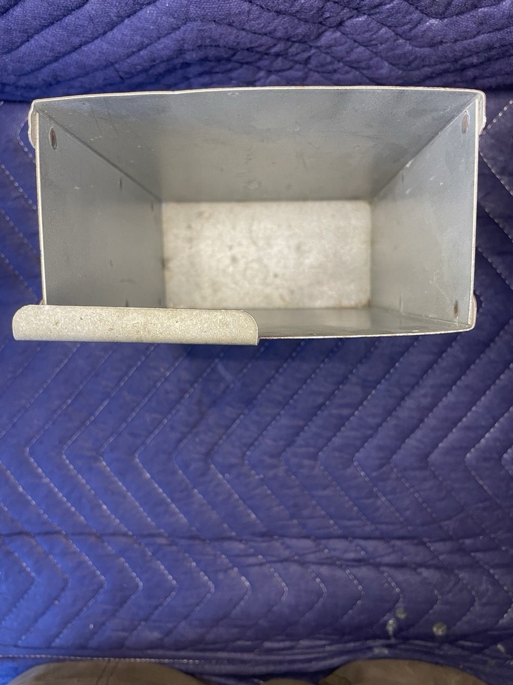 Dixie Narco Coin Box Fits 276e, 501e & 600e