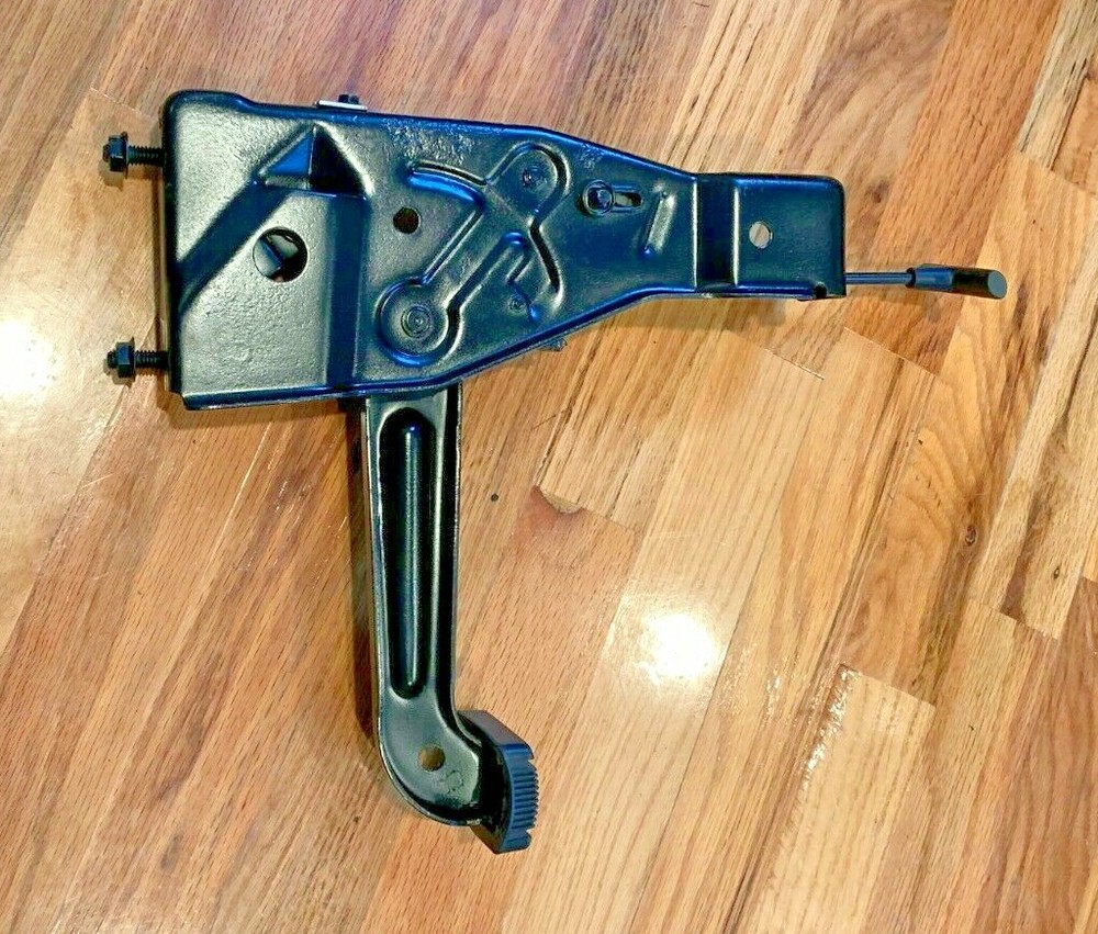 1968 CHEVELLE PARKING BRAKE ASSEMBLY TESTED & WORKS!