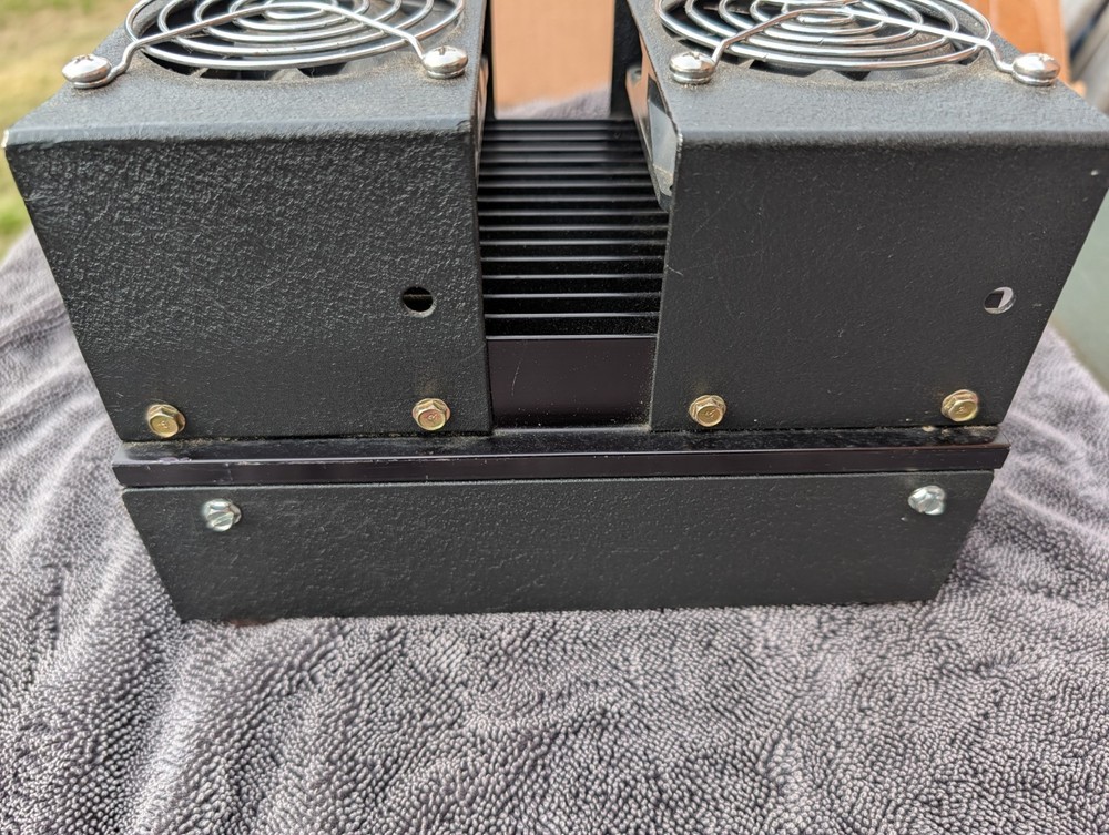 LA900 Amateur Mobile Amplifier