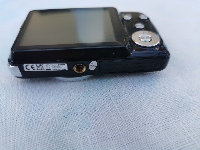 AgfaPhoto Realishot DC8200 Compact Digital Camera - No Battery