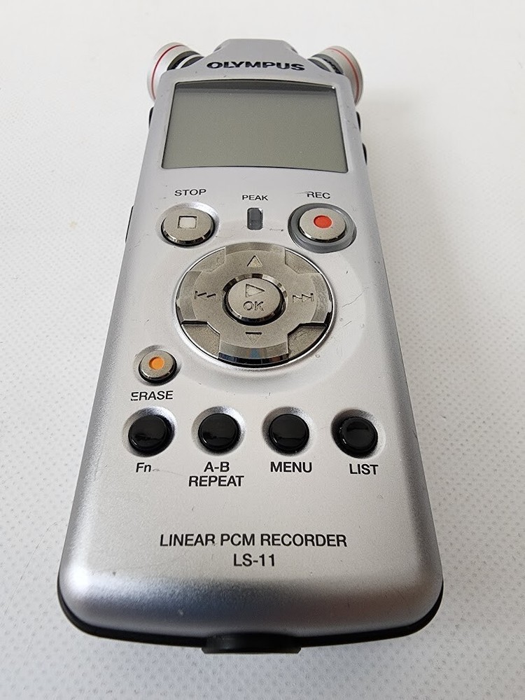 Olympus Ls-11 Linear PCM recorder Low-frequency enhancement