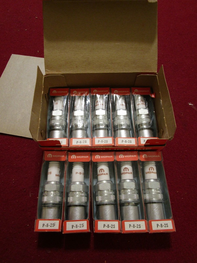 Cockshutt & IH MOPAR Spark Plugs; P-8-2S: Same As Champion D-6