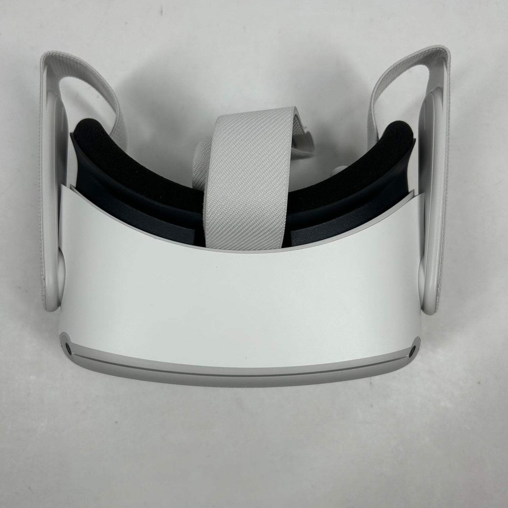 Oculus Quest 2 256GB VR System KW49CM