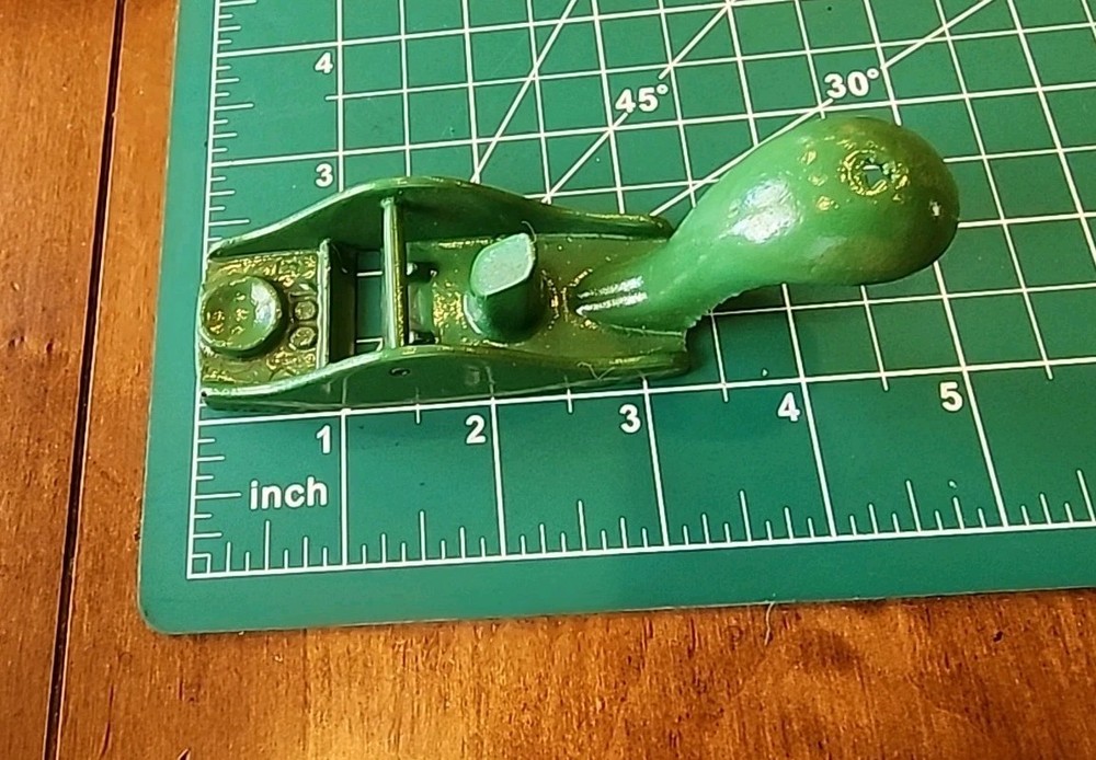 VINTAGE KUNZ SQUIRREL TAIL PLANE # 100 NOS - gwT2